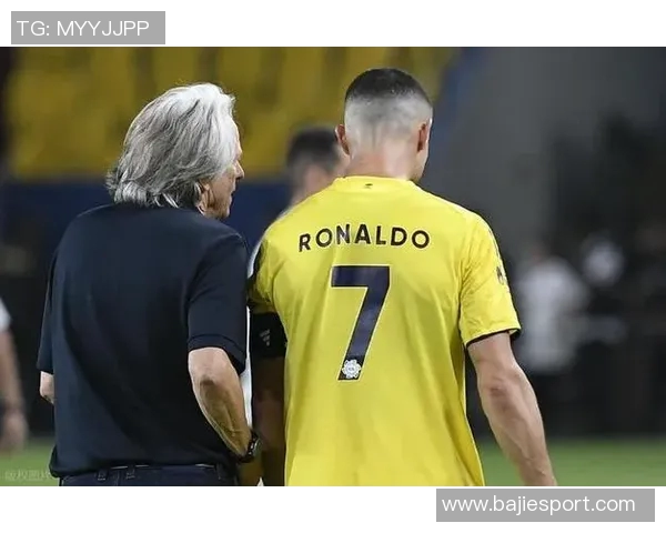 早报聚焦：FIFA排名新变化C罗感谢特朗普阿什拉夫荣膺非洲足球先生