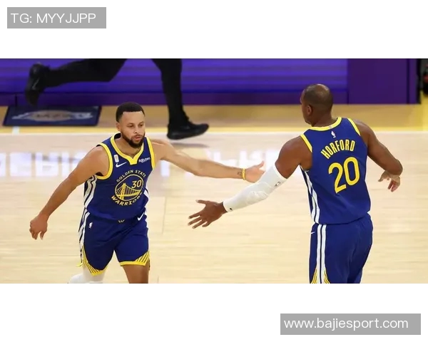 库里赞霍福德篮球智商高经验丰富能灵活适应阵容提升球队化学反应