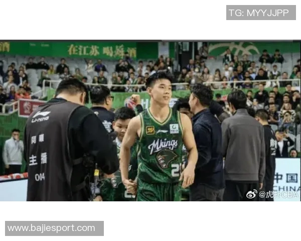 林葳谈狄龙独特身材优势教练称其为唯一身高超臂展的球员