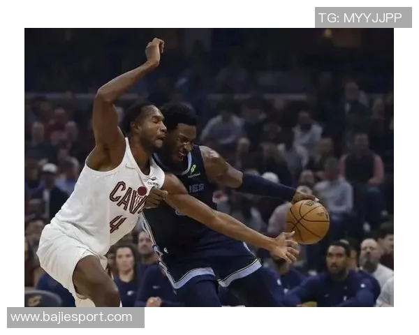 米切尔全场最高30分助球队锁定胜局末节狂砍14分展现绝对统治力