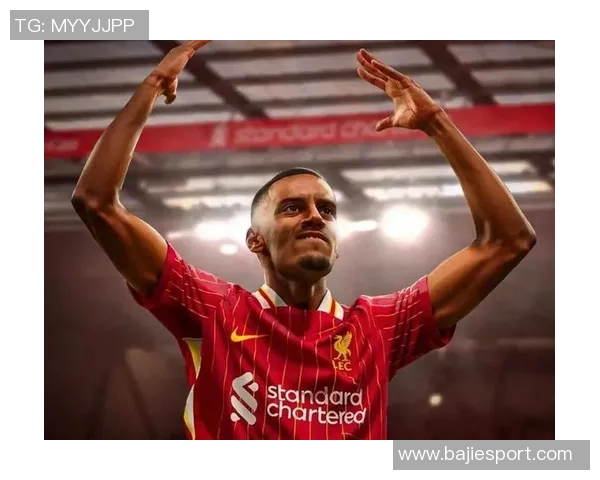 古斯托回忆:贝尔球衣陪伴我首秀对决利物浦的难忘时刻